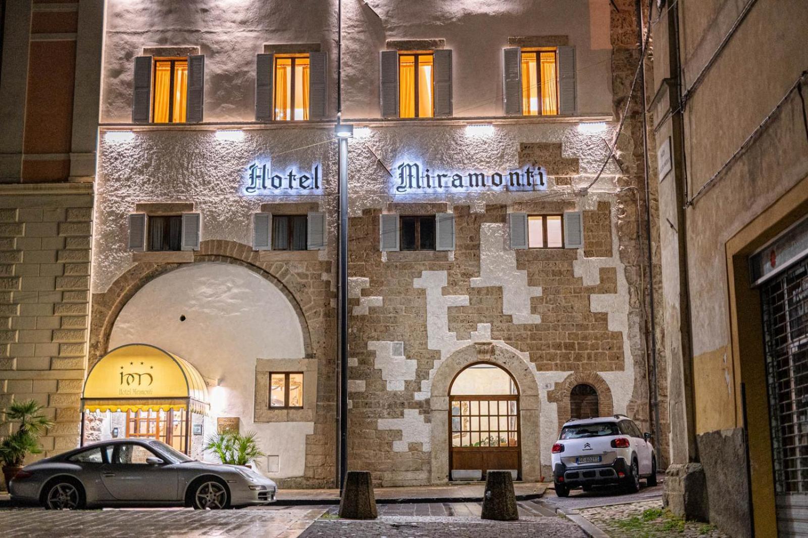 Hotel&Ristorante Miramonti Palazzo Storico Rieti Bagian luar foto
